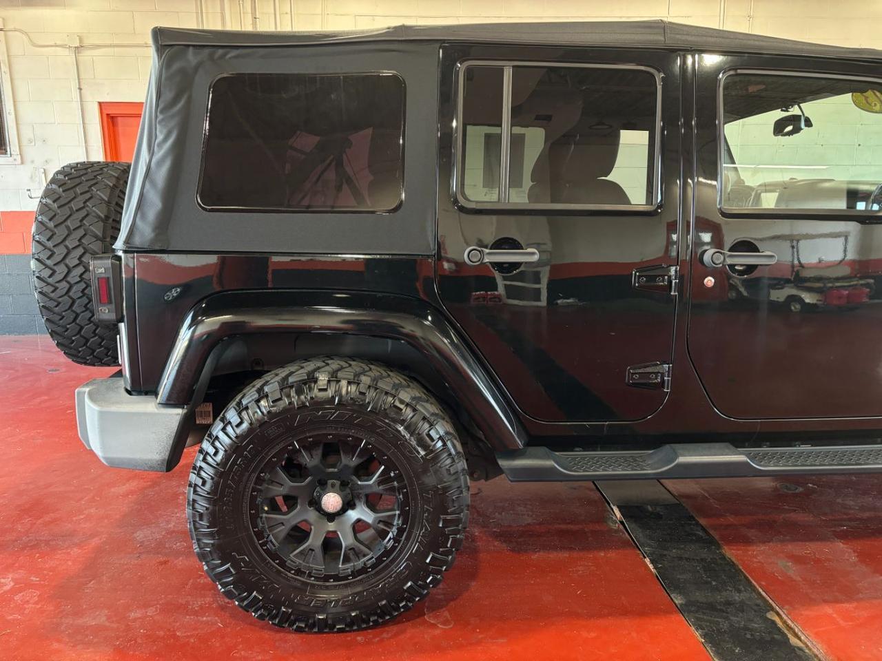 2013 Jeep Wrangler Unlimited Sahara Franklin OH
