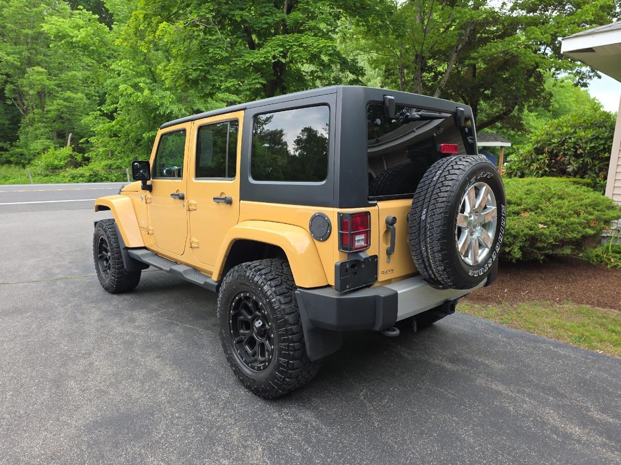 2013 Jeep Wrangler Unlimited Sahara