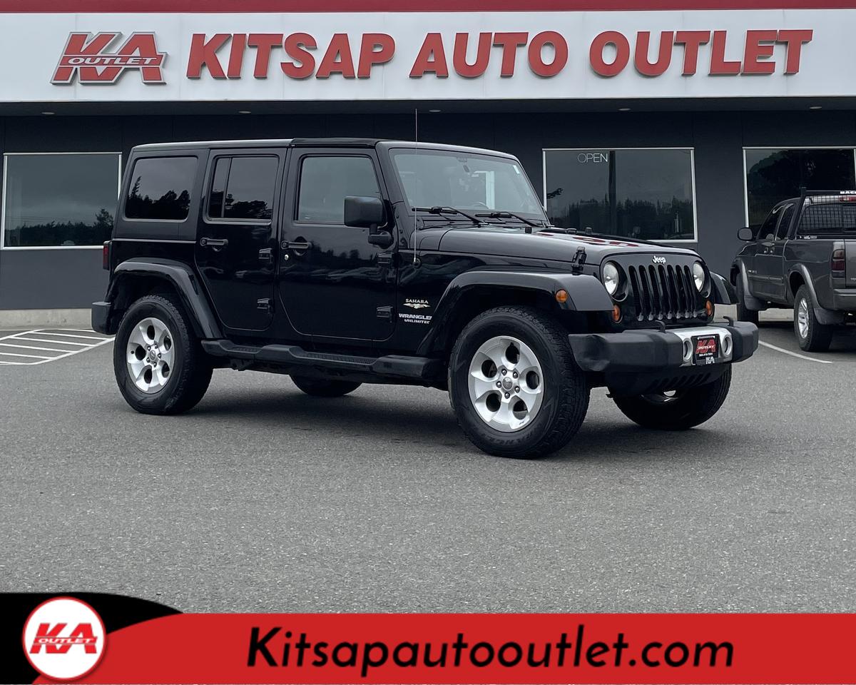 2013 Jeep Wrangler Unlimited Sahara Sport Utility 4D