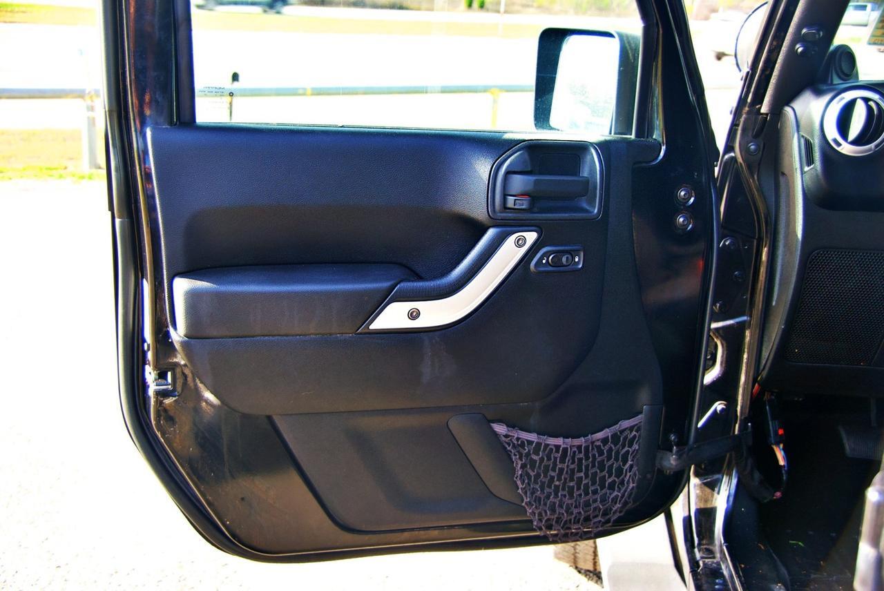 2013 Jeep Wrangler Unlimited Sahara Spring Branch TX