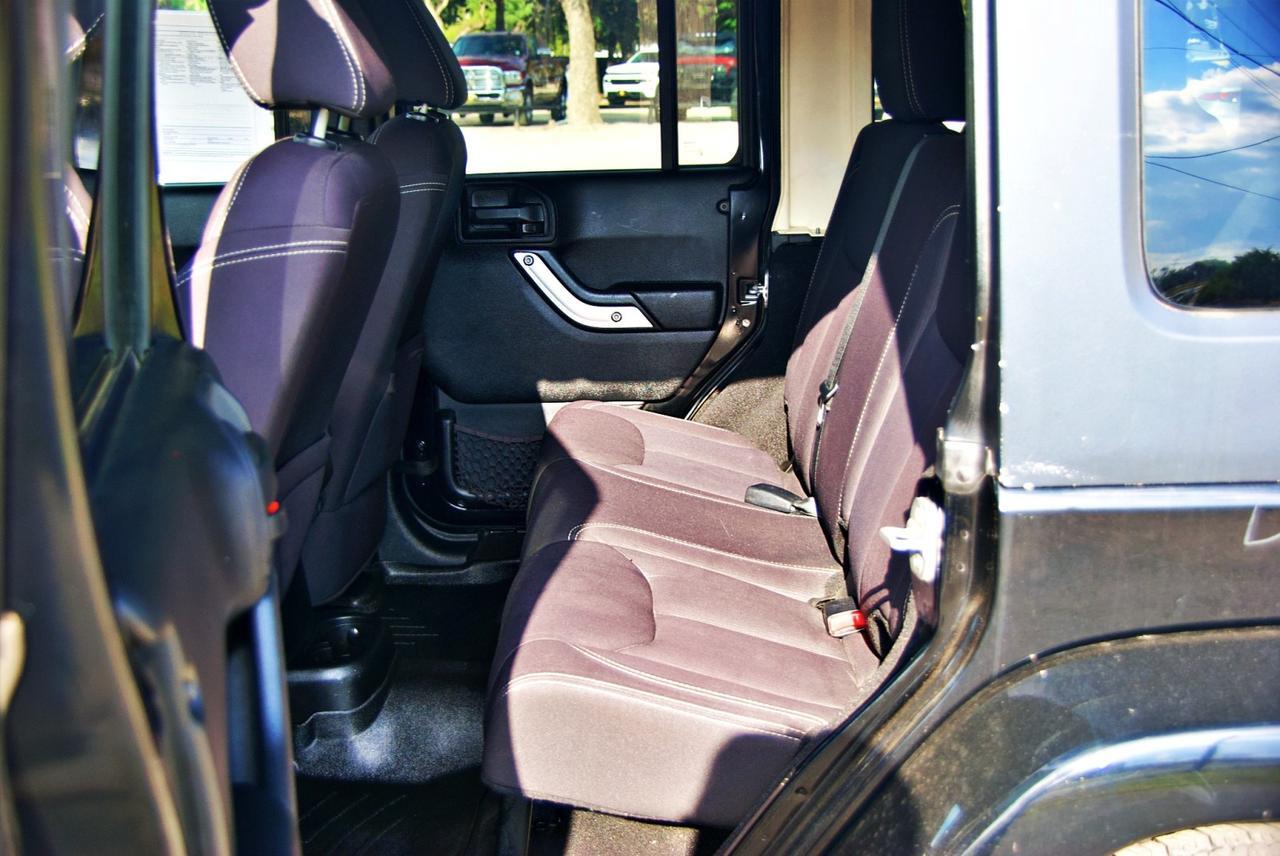 2013 Jeep Wrangler Unlimited Sahara Spring Branch TX