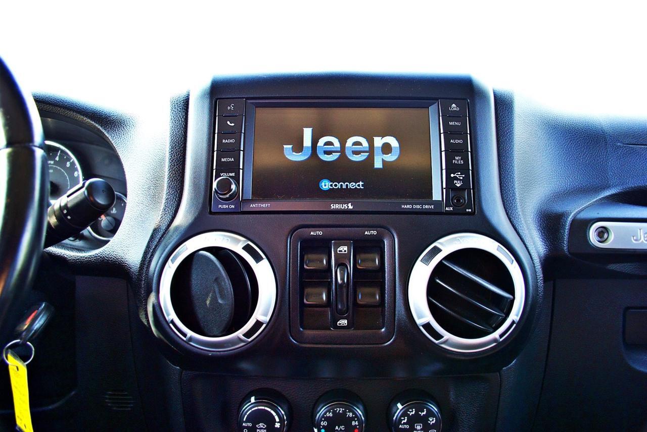 2013 Jeep Wrangler Unlimited Sahara Spring Branch TX