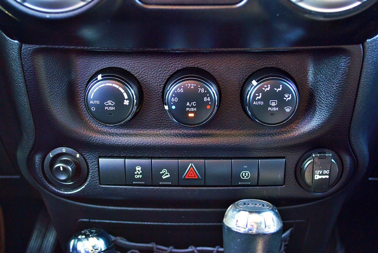 2013 Jeep Wrangler Unlimited Sahara Spring Branch TX