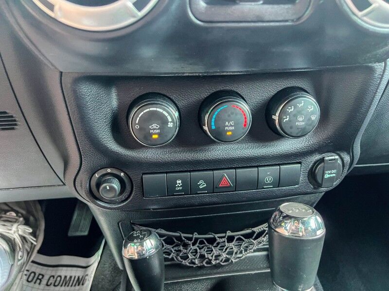 2013 Jeep Wrangler Unlimited Sahara Wilmington NC