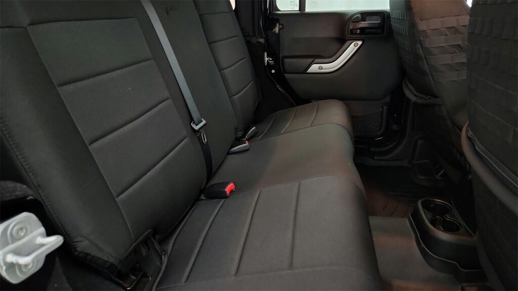 2013 Jeep Wrangler Unlimited Sahara Laurel MD