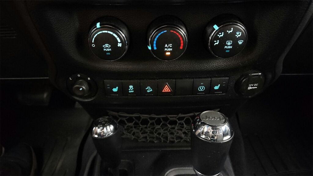 2013 Jeep Wrangler Unlimited Sahara Laurel MD