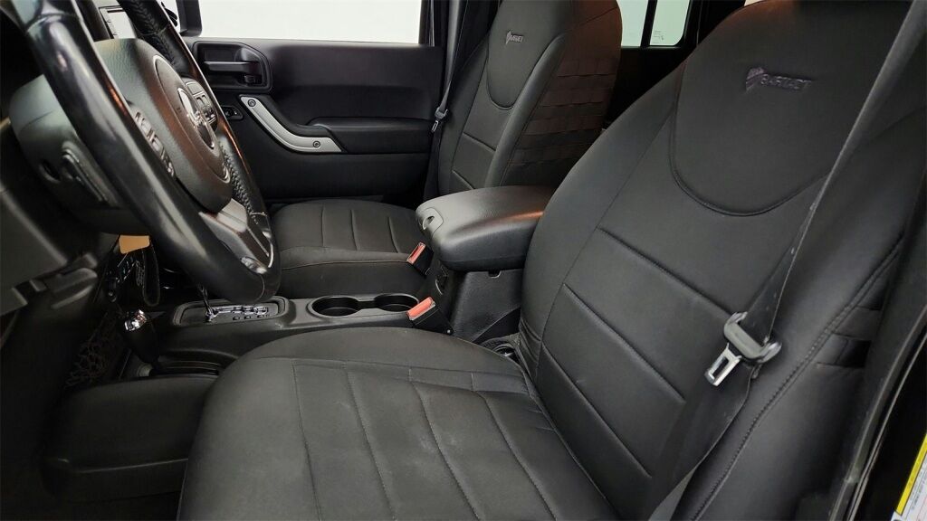 2013 Jeep Wrangler Unlimited Sahara Laurel MD