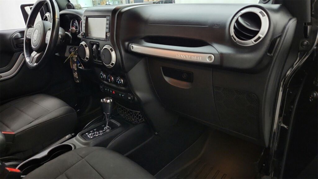 2013 Jeep Wrangler Unlimited Sahara Laurel MD