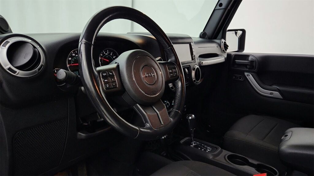 2013 Jeep Wrangler Unlimited Sahara Laurel MD