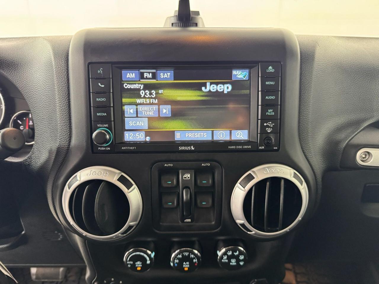 2013 Jeep Wrangler Unlimited Sahara Fredericksburg VA
