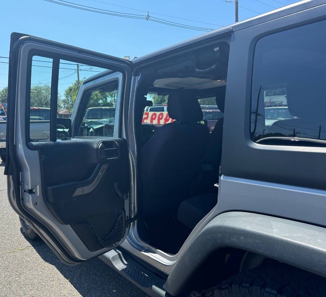 2013 Jeep Wrangler Unlimited Sport 4x4 4dr SUV Edison NJ
