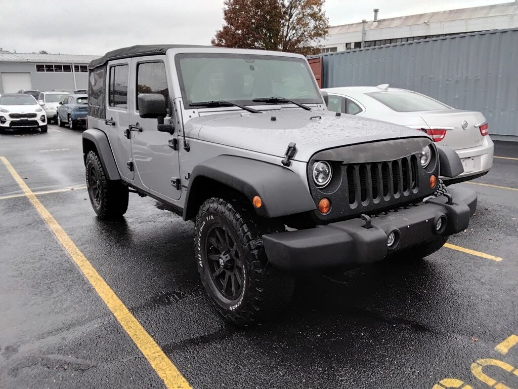 2013 Jeep Wrangler Unlimited Sport Akron OH