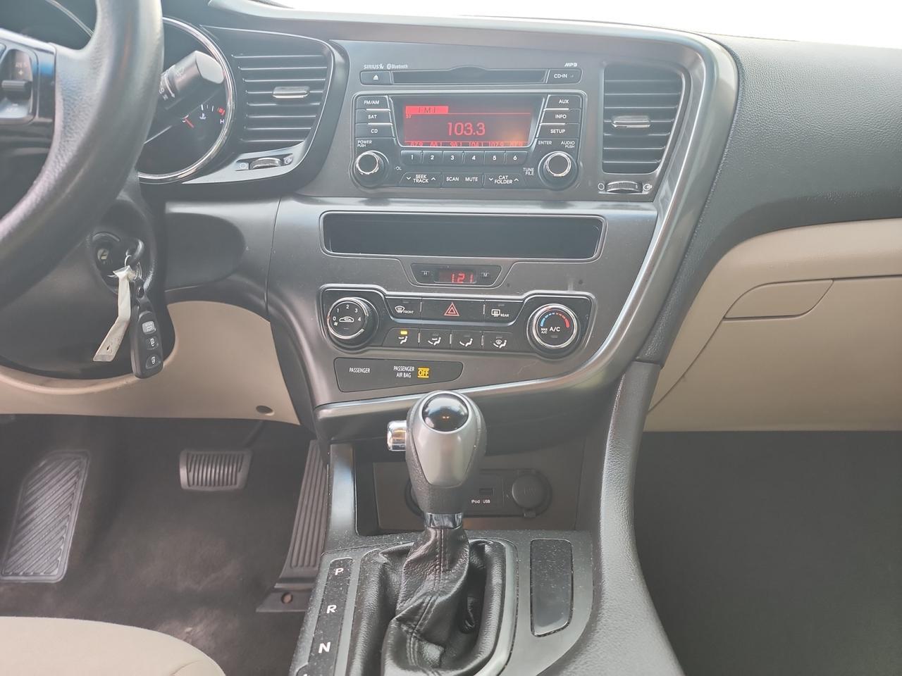 2013 KIA OPTIMA LX LX Kansas City MO