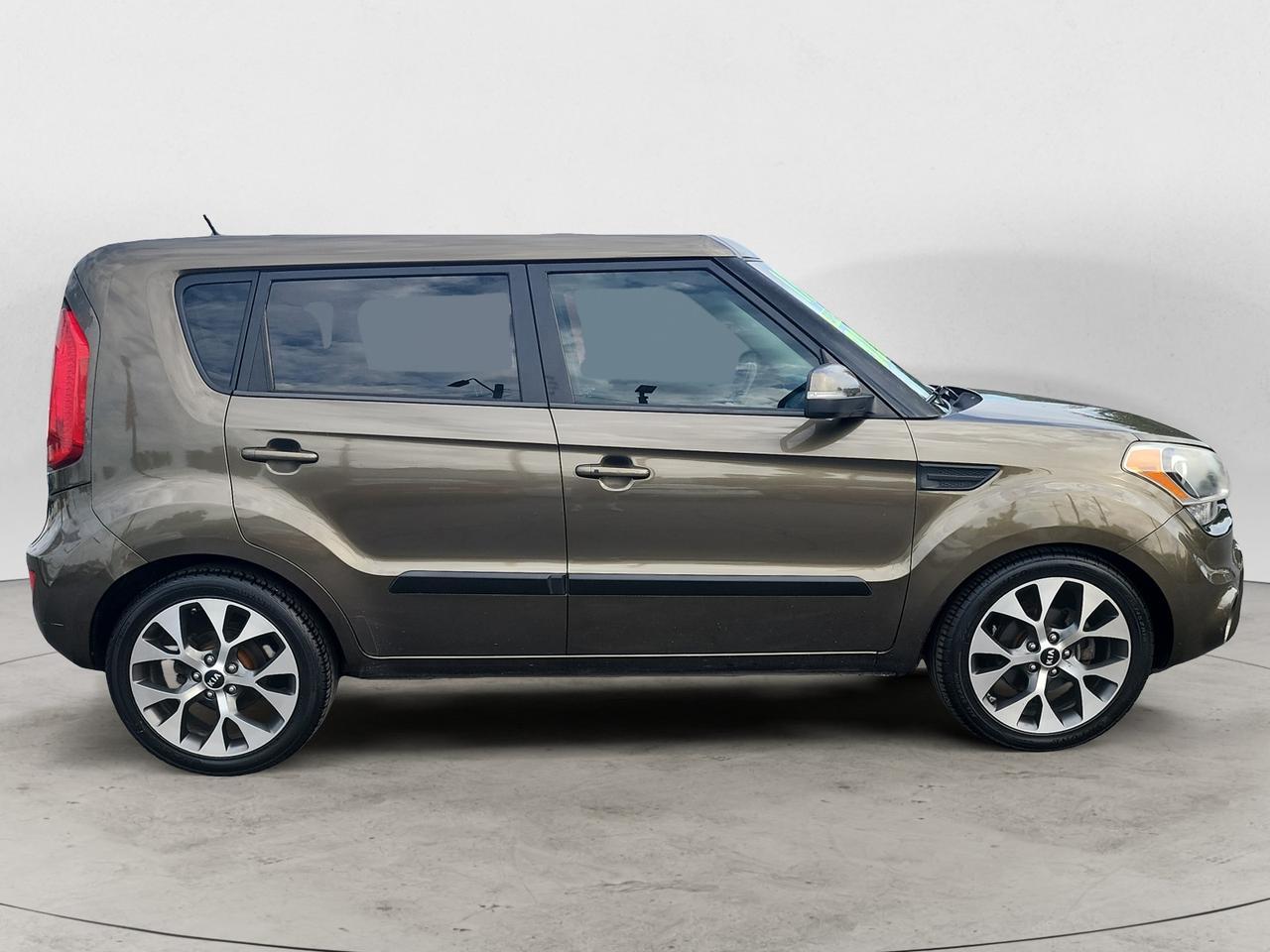 2013 KIA SOUL BASE; SPORT; + Kansas City MO