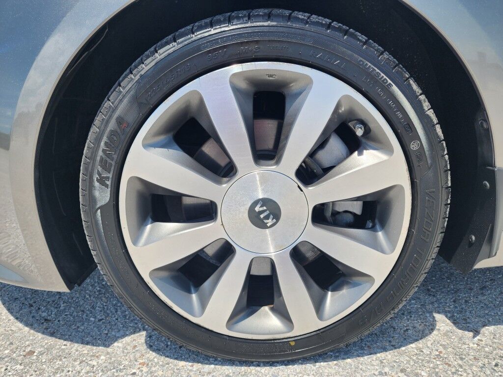 2013 Kia Optima SX w/Limited Pkg~LOW MILES~BLUETOOTH~CRUISE CONTROL~FOG LIGTHS~NAVIGATION SYSTEM~PANORAMIC MOONROOF / SUNROOF~REARVIEW CAMERA Sarasota FL
