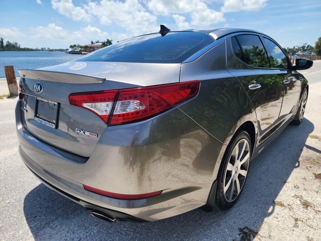 2013 Kia Optima SX w/Limited Pkg~LOW MILES~BLUETOOTH~CRUISE CONTROL~FOG LIGTHS~NAVIGATION SYSTEM~PANORAMIC MOONROOF / SUNROOF~REARVIEW CAMERA Sarasota FL