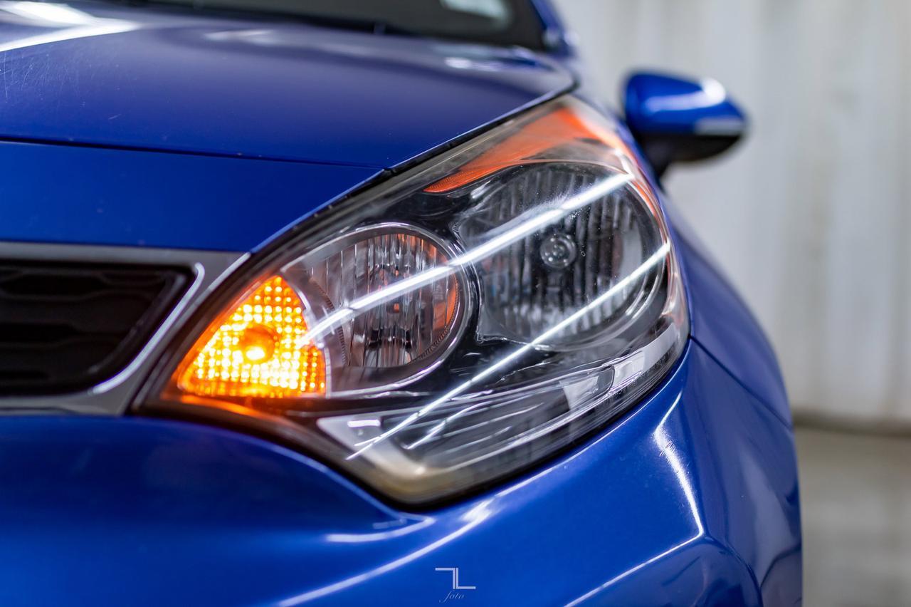 2013 Kia Rio EX Hatchback Roof BCam Red Deer AB