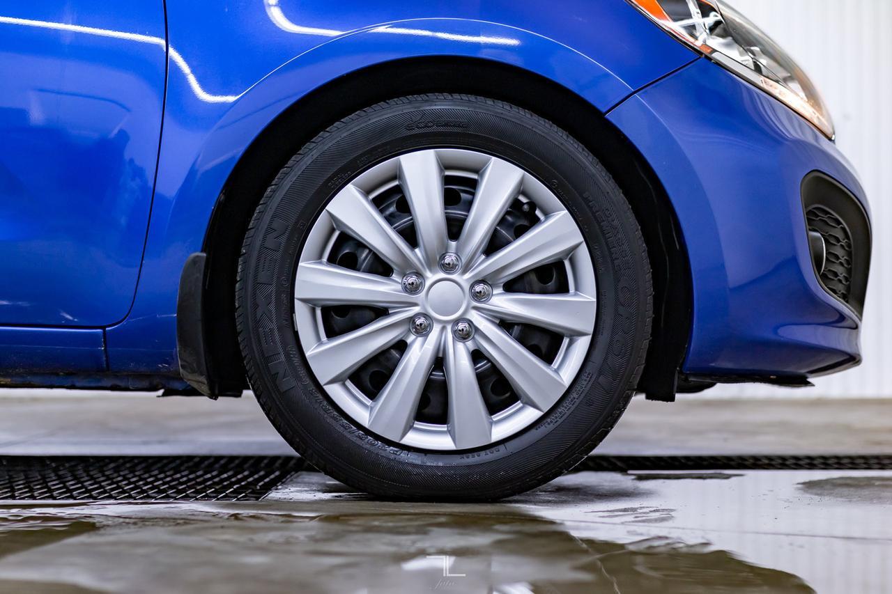 2013 Kia Rio EX Hatchback Roof BCam Red Deer AB