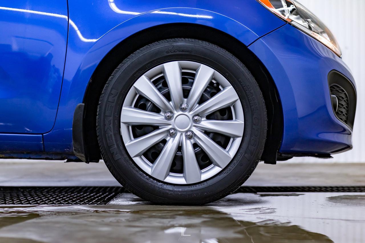 2013 Kia Rio EX Hatchback Roof BCam Red Deer AB