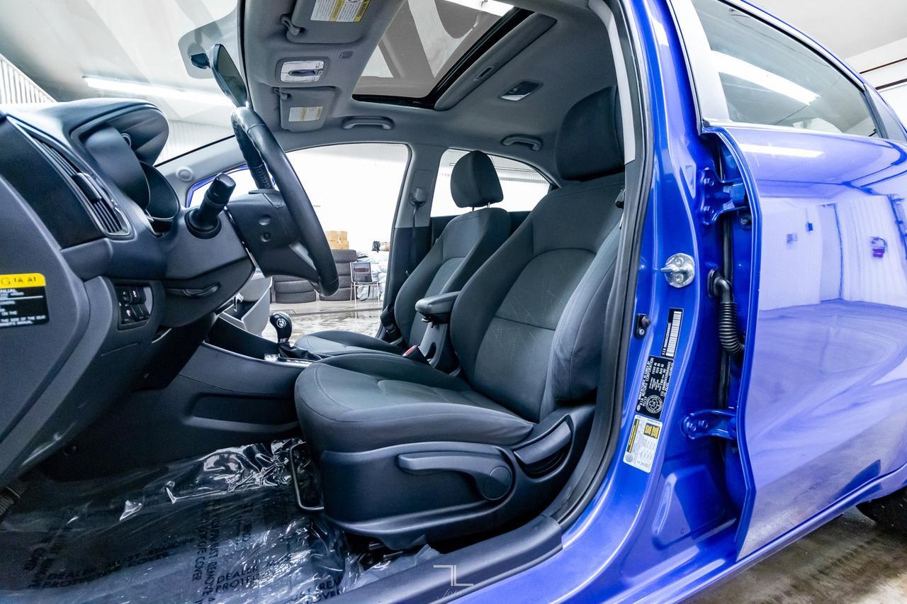 2013 Kia Rio EX Hatchback Roof BCam Red Deer AB