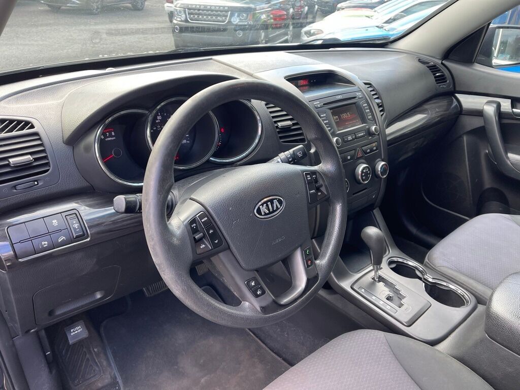 2013 Kia Sorento LX Orange MA
