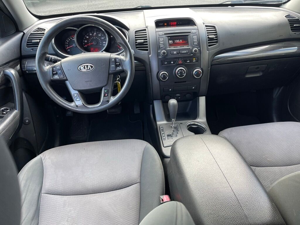 2013 Kia Sorento LX Orange MA