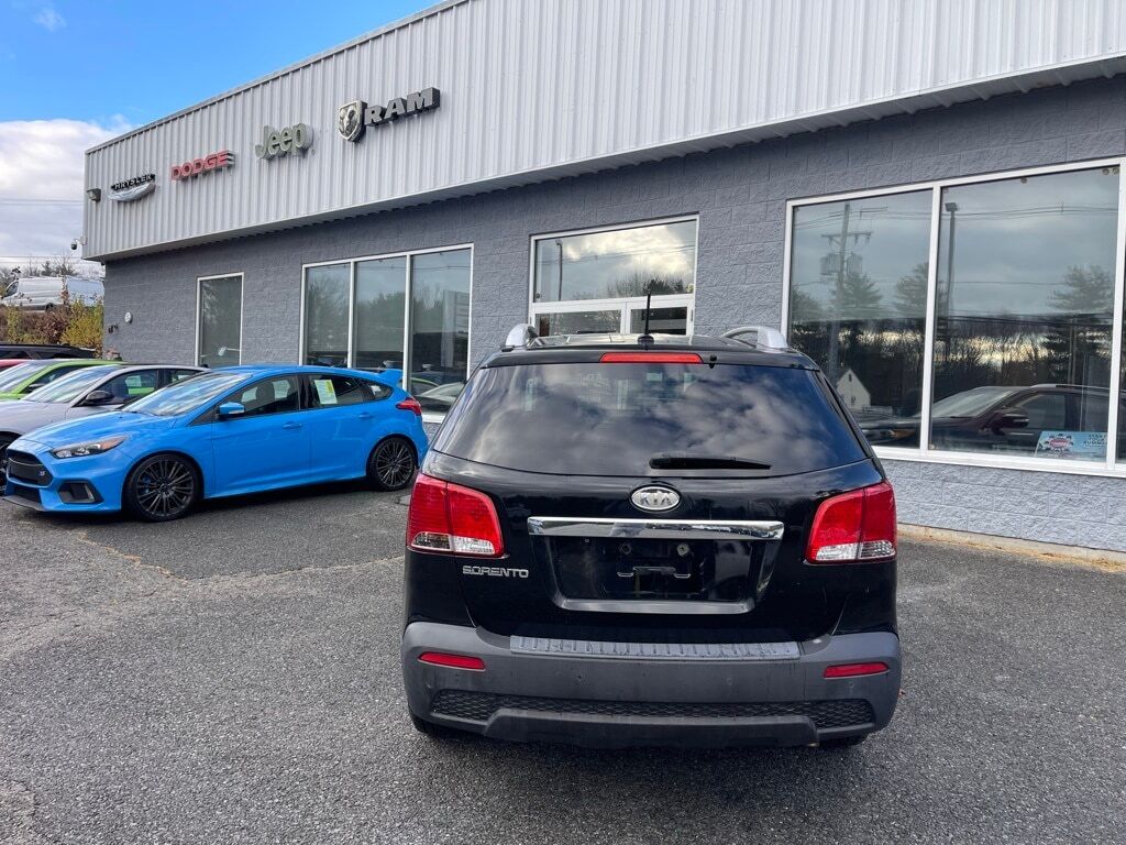 2013 Kia Sorento LX Orange MA