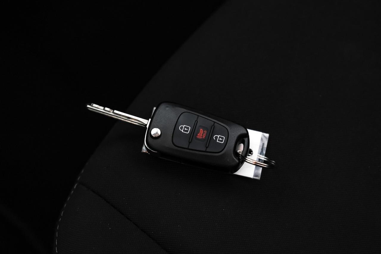 2013 Kia Soul + AUTOMATIC BLUETOOTH CRUISE CONTROL REMOTE KEYLESS ENTRY ALLOY WHEELS Carrollton TX