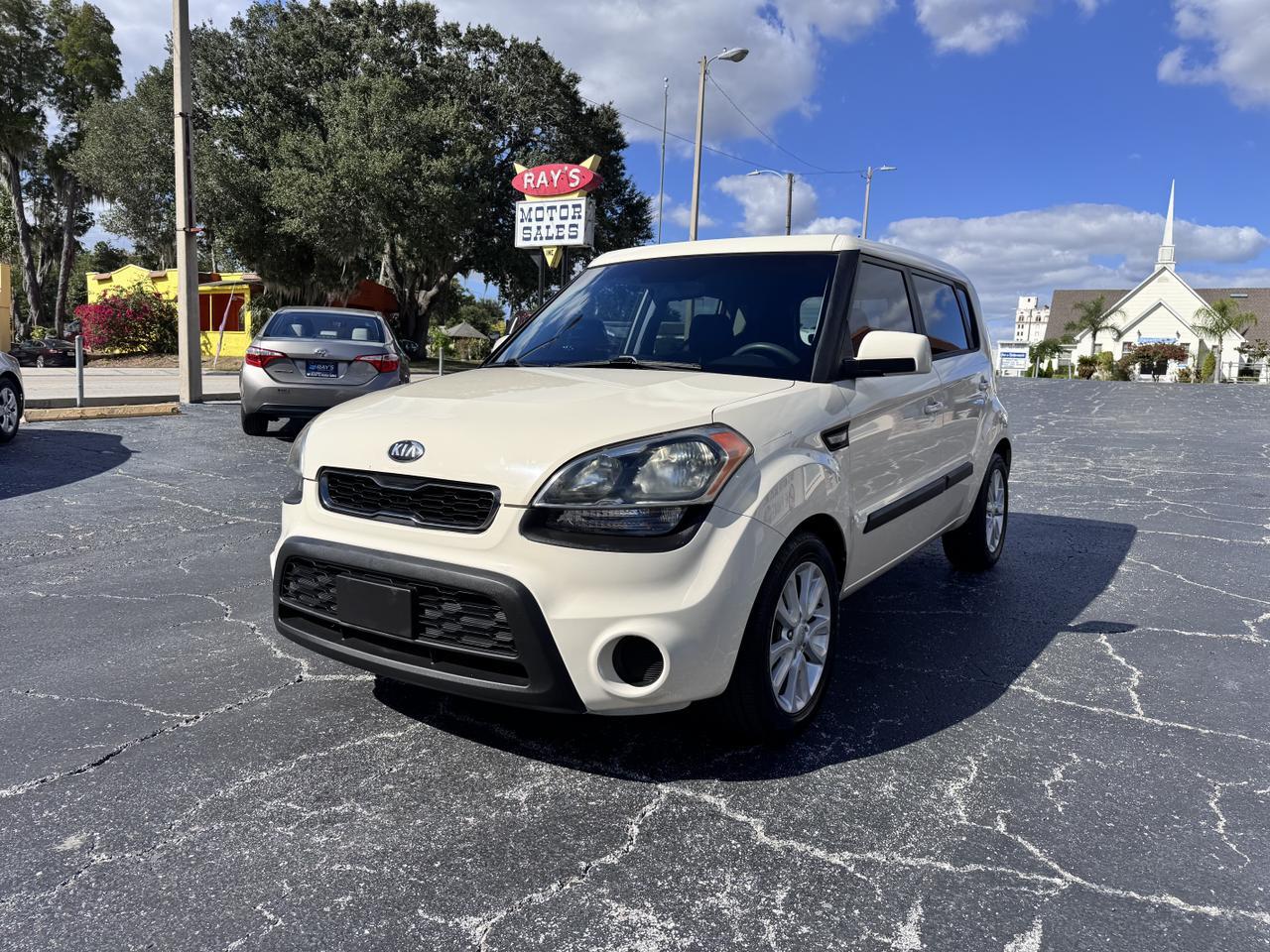 2013 Kia Soul Base
