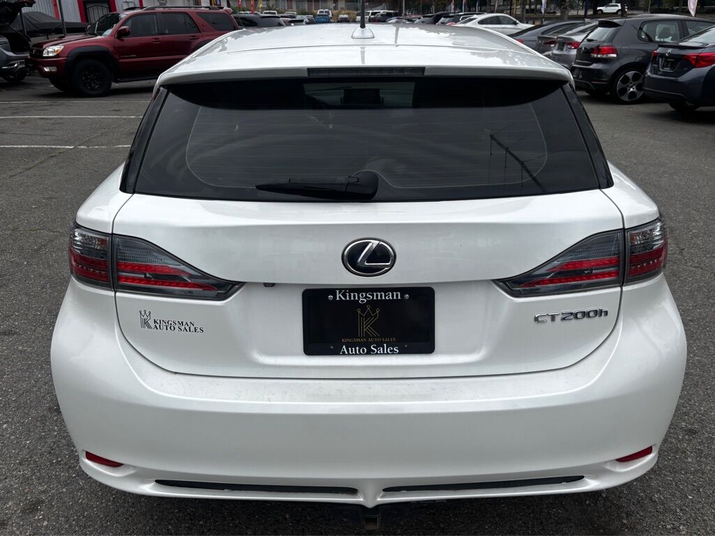 2013 LEXUS CT 200H BASE Des Moines WA