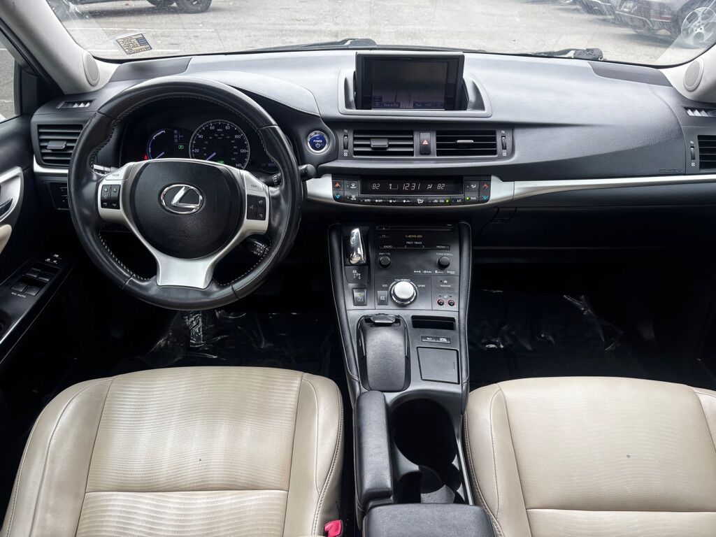 2013 LEXUS CT 200H BASE Des Moines WA