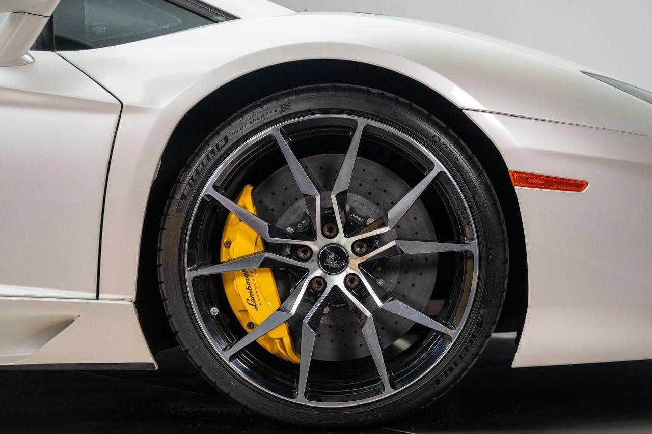 2013 Lamborghini Aventador LP 700-4 Coupe 2D St. Louis MO