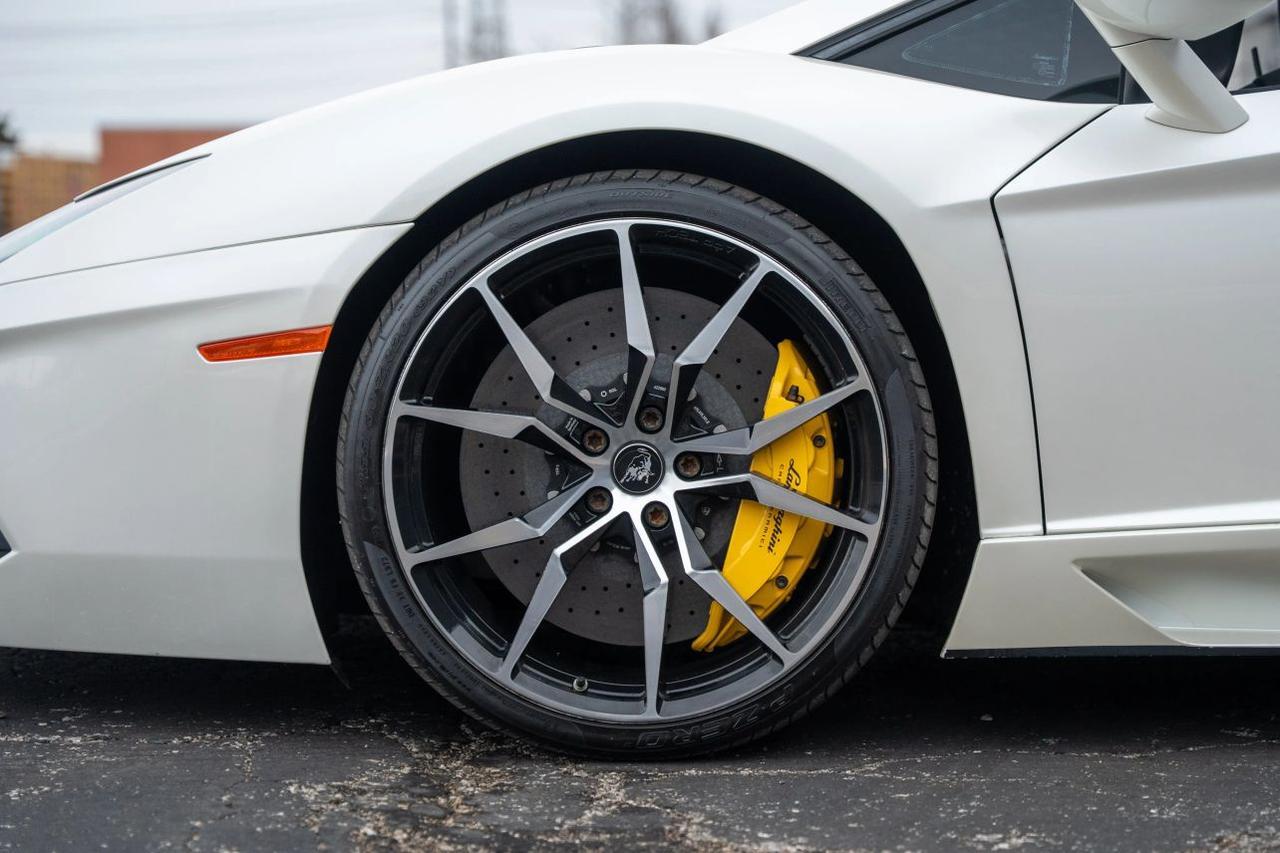 2013 Lamborghini Aventador LP 700-4 Coupe 2D St. Louis MO