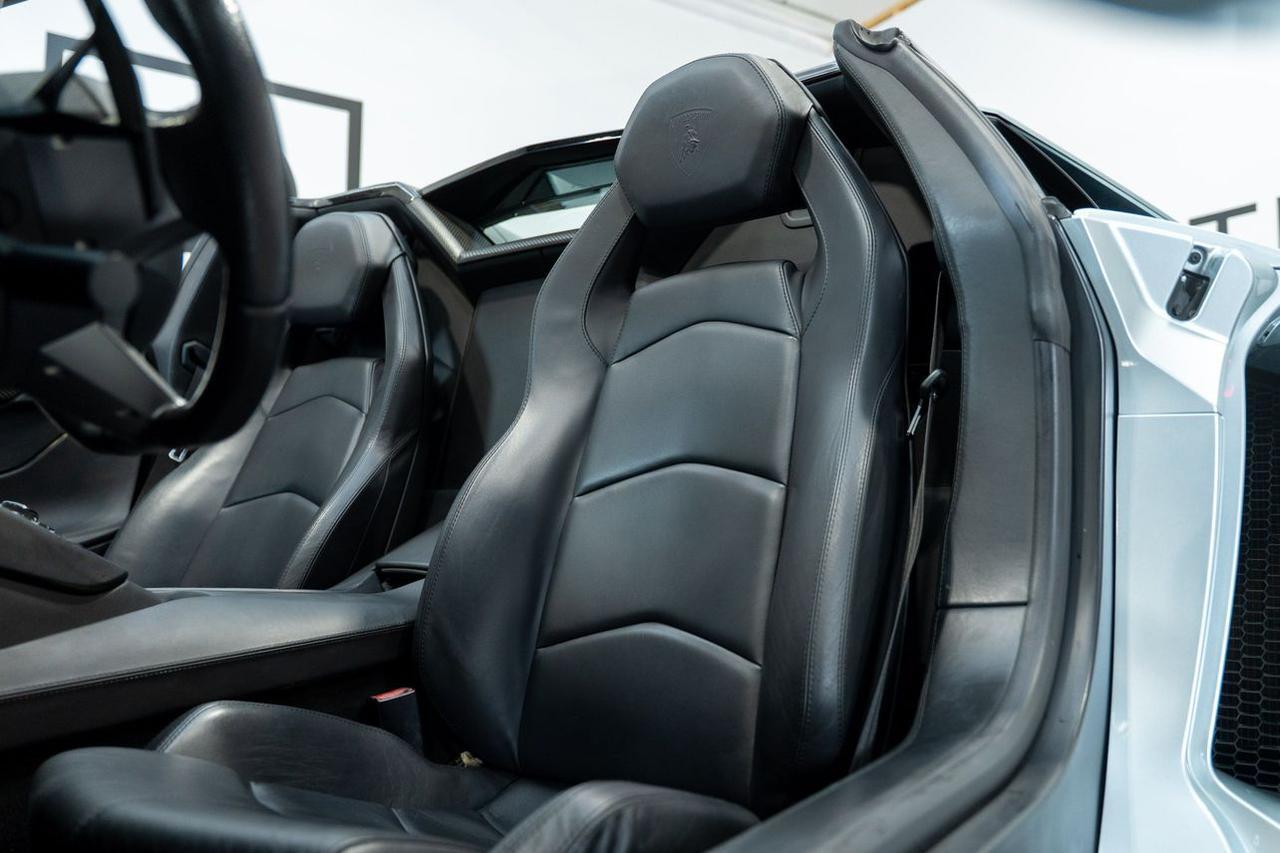 2013 Lamborghini Aventador LP 700-4 Roadster 2D St. Louis MO
