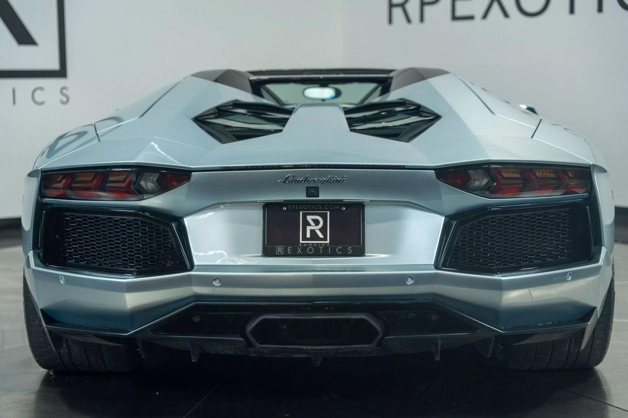 2013 Lamborghini Aventador LP 700-4 Roadster 2D St. Louis MO