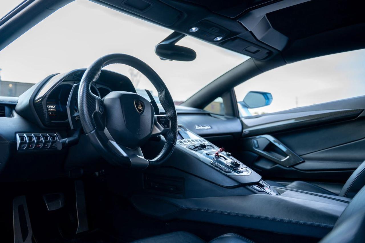 2013 Lamborghini Aventador LP 700-4 Roadster 2D St. Louis MO