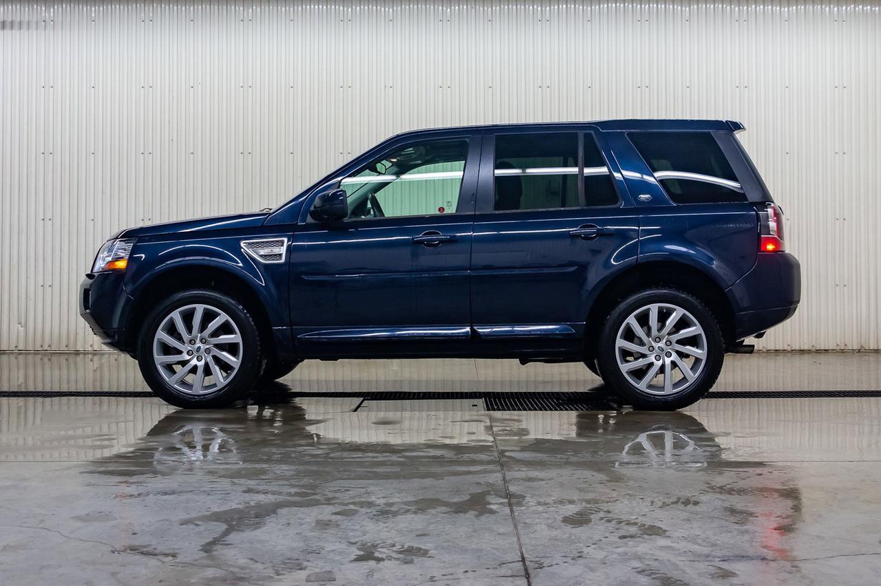 2013 Land Rover LR2 4x4 HSE Leather Roof BCam Red Deer AB