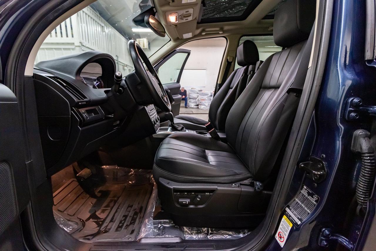 2013 Land Rover LR2 4x4 HSE Leather Roof BCam Red Deer AB