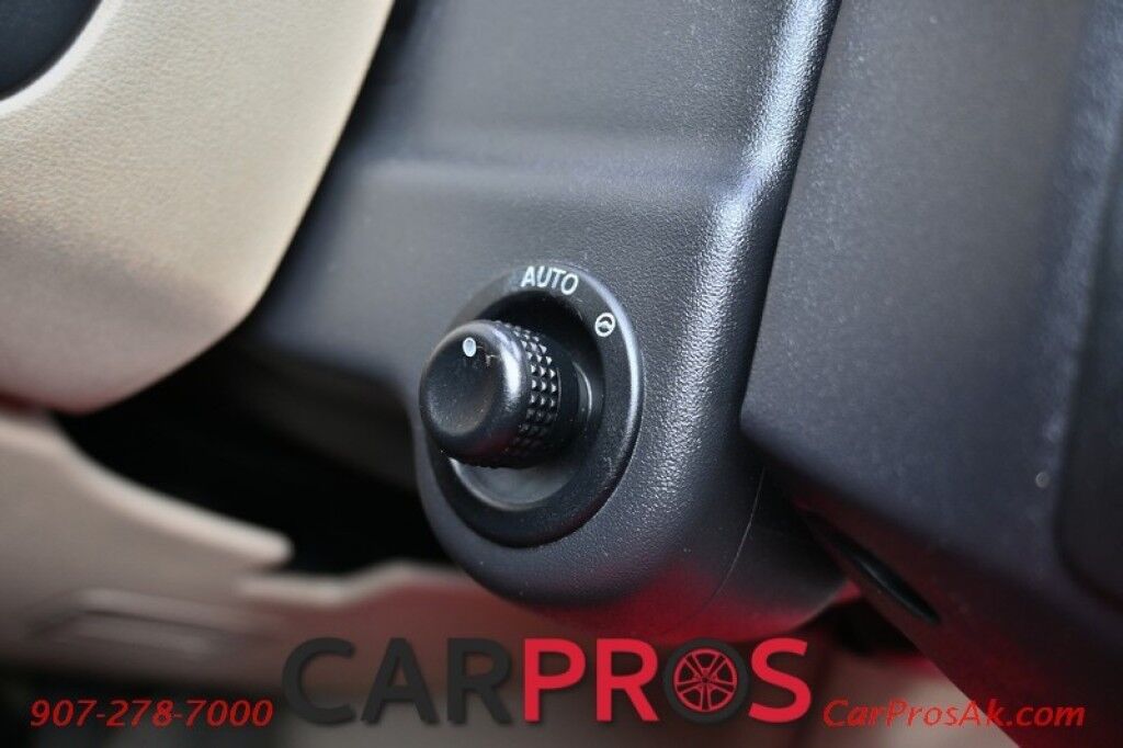 2013 Land Rover LR4 LUX - AWD - 5.0L V8 - Air Suspension Front & Rear - Harman/Kardon Speaker System With Bluetooth - Keyless Entry & Start - Heated Leather Seats & Wheel - Duel Panel Sunroof - 2nd Row Heated Seats - Reverse Camera - 7 Pass Seating - Tow PKG Anchorage AK