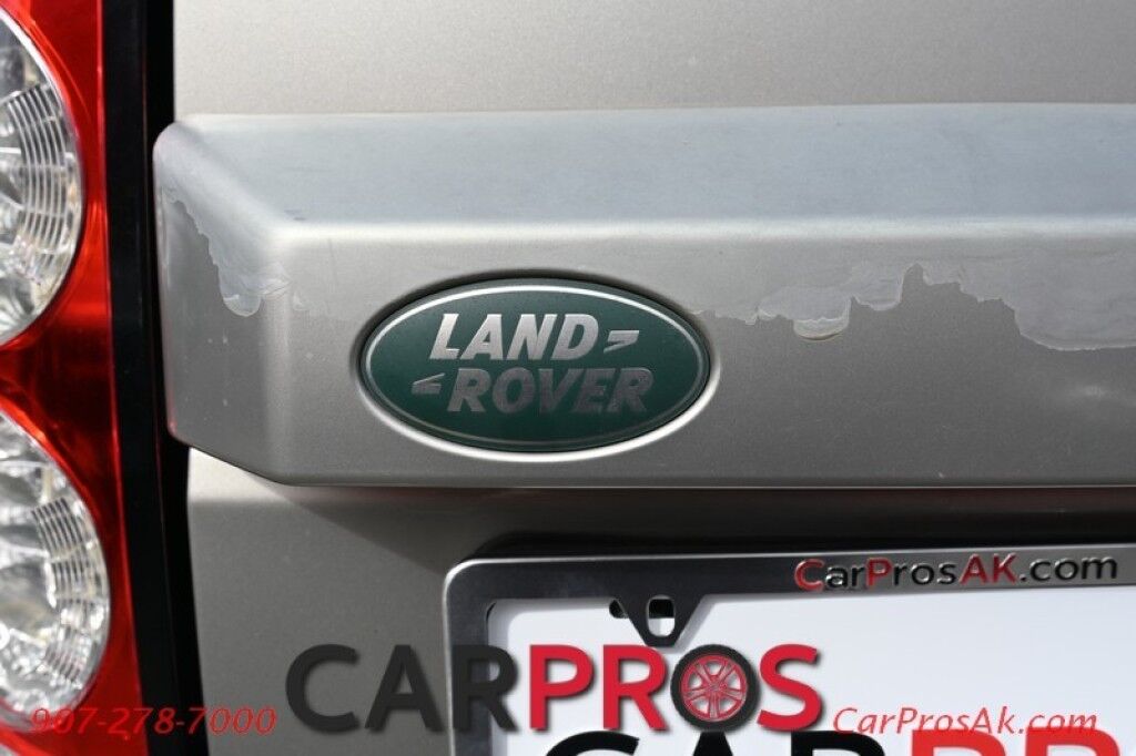 2013 Land Rover LR4 LUX - AWD - 5.0L V8 - Air Suspension Front & Rear - Harman/Kardon Speaker System With Bluetooth - Keyless Entry & Start - Heated Leather Seats & Wheel - Duel Panel Sunroof - 2nd Row Heated Seats - Reverse Camera - 7 Pass Seating - Tow PKG Anchorage AK