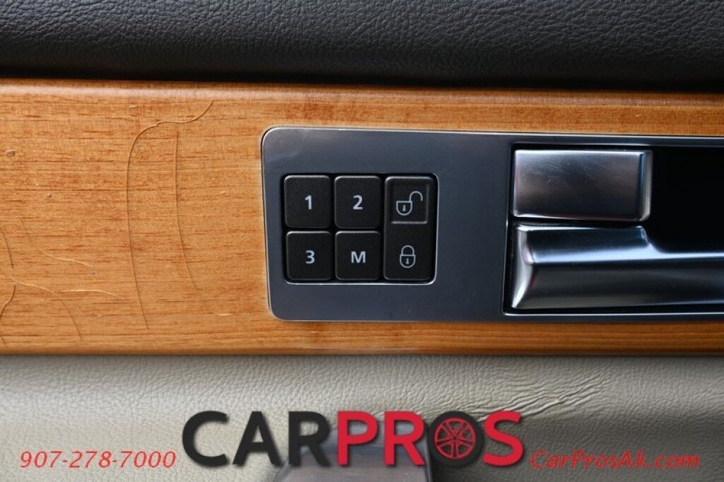 2013 Land Rover LR4 LUX - AWD - 5.0L V8 - Air Suspension Front & Rear - Harman/Kardon Speaker System With Bluetooth - Keyless Entry & Start - Heated Leather Seats & Wheel - Duel Panel Sunroof - 2nd Row Heated Seats - Reverse Camera - 7 Pass Seating - Tow PKG Anchorage AK