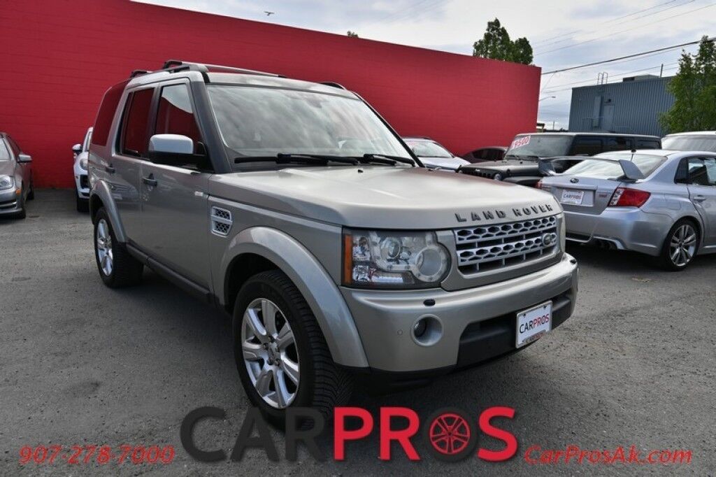 2013 Land Rover LR4 LUX - AWD - 5.0L V8 - Air Suspension Front & Rear - Harman/Kardon Speaker System With Bluetooth - Keyless Entry & Start - Heated Leather Seats & Wheel - Duel Panel Sunroof - 2nd Row Heated Seats - Reverse Camera - 7 Pass Seating - Tow PKG