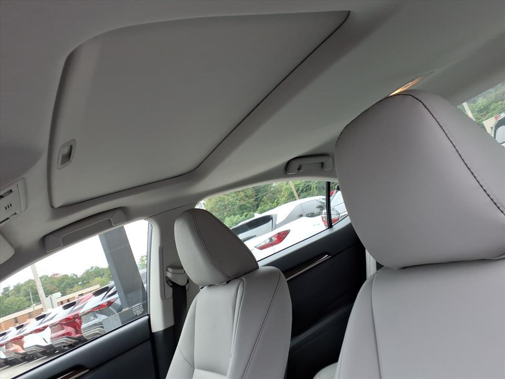 2013 Lexus ES 350 . Roanoke VA