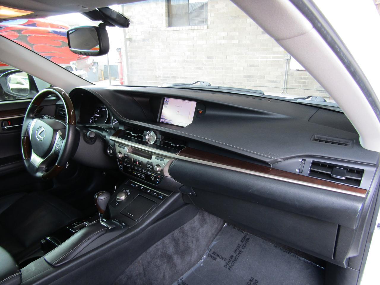 2013 Lexus ES 350 4dr Sdn Grand Prairie TX