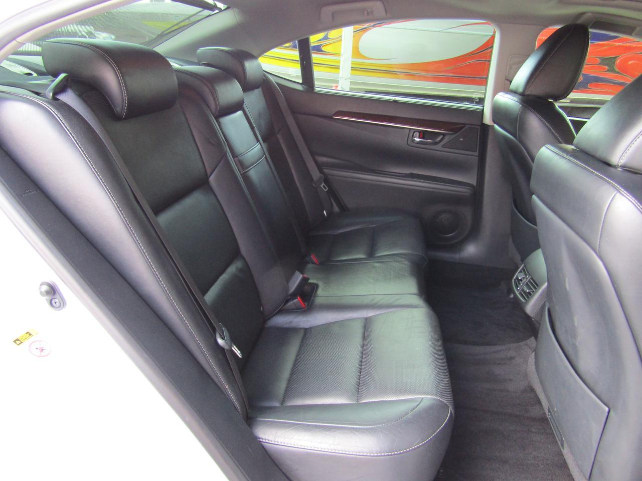 2013 Lexus ES 350 4dr Sdn Grand Prairie TX