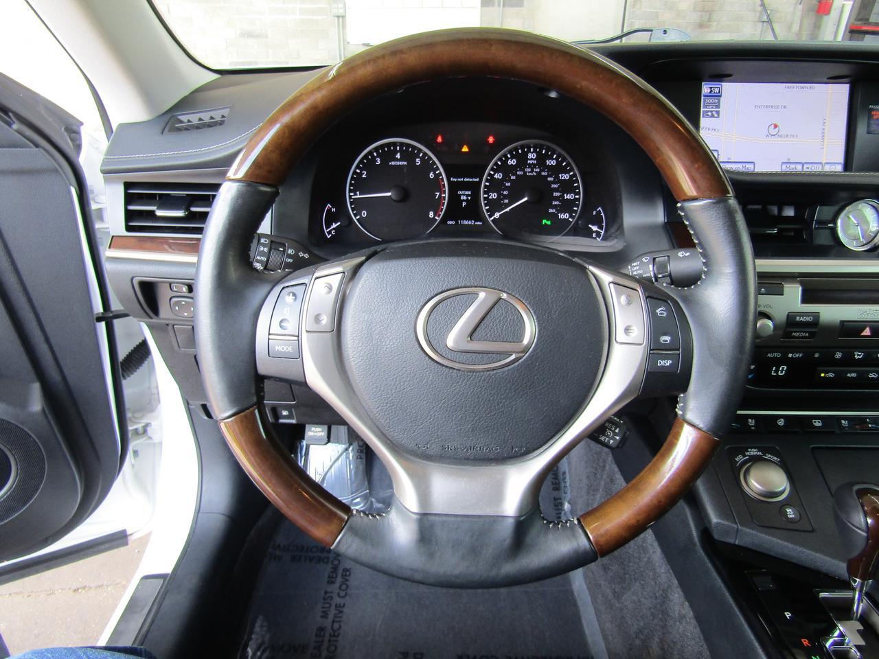 2013 Lexus ES 350 4dr Sdn Grand Prairie TX