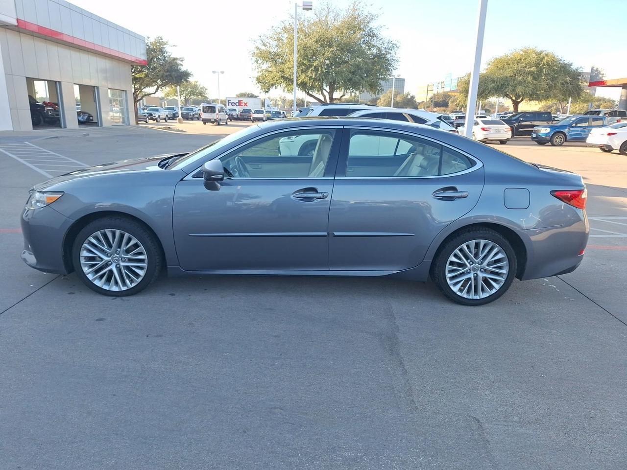 2013 Lexus ES 350 4dr Sdn Hurst TX