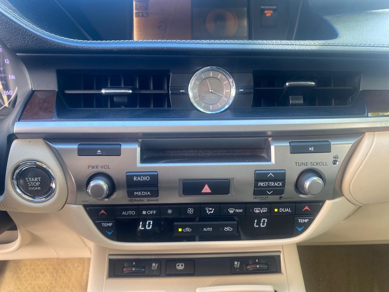 2013 Lexus ES 350 4dr Sdn LOW MILES 17,959 1 OWNER Pompano Beach FL