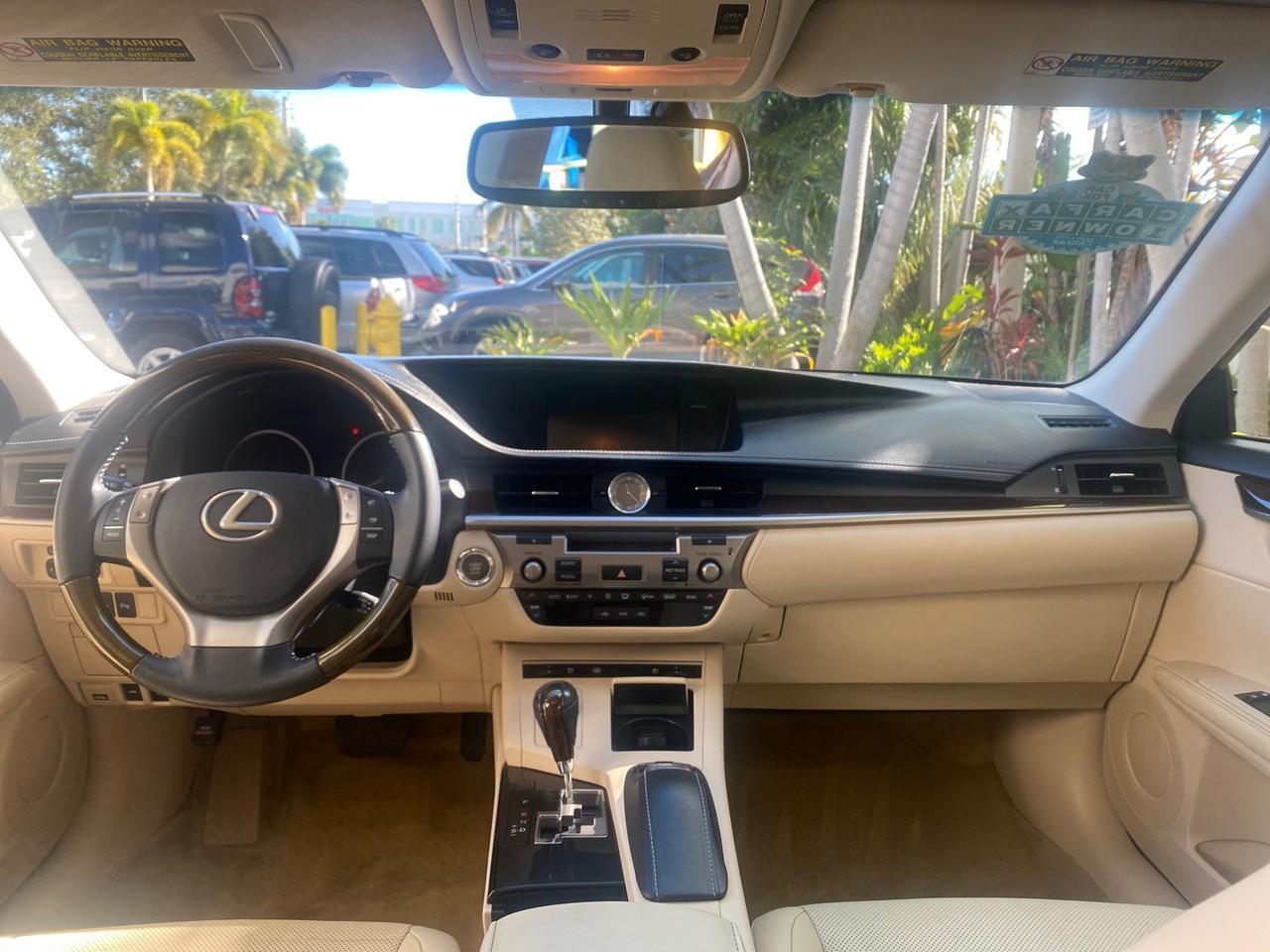 2013 Lexus ES 350 4dr Sdn LOW MILES 17,959 1 OWNER Pompano Beach FL