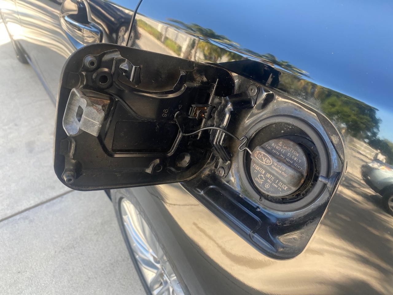 2013 Lexus ES 350 4dr Sdn LOW MILES 17,959 1 OWNER Pompano Beach FL